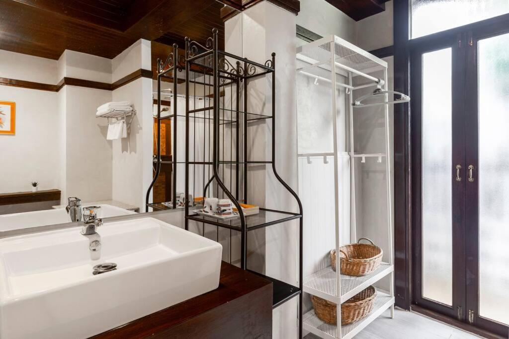 Sclass Villa & Swimming Pool , 10 Min From Airport 清邁 外观 照片
